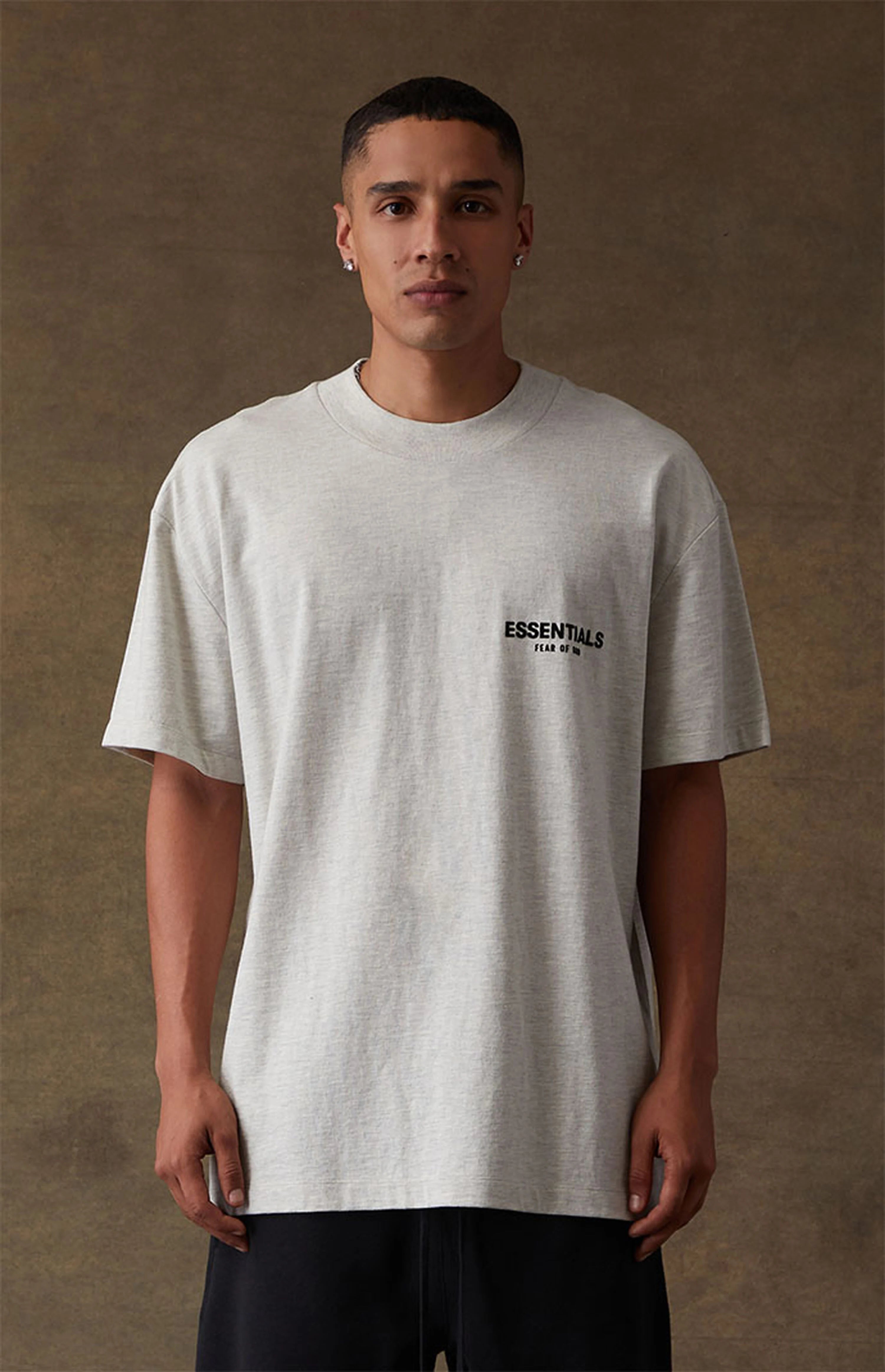 Fear of God Essentials T-shirt FW22 Light/Dark oatmeal