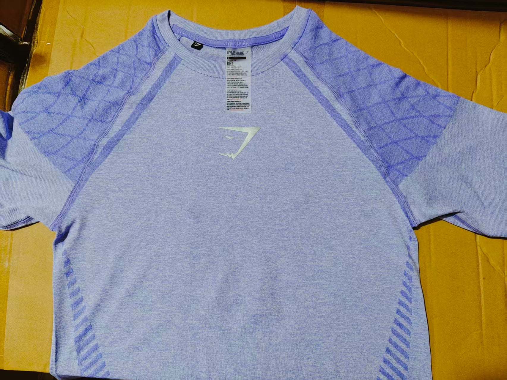 Devant seamless compression short sleeves