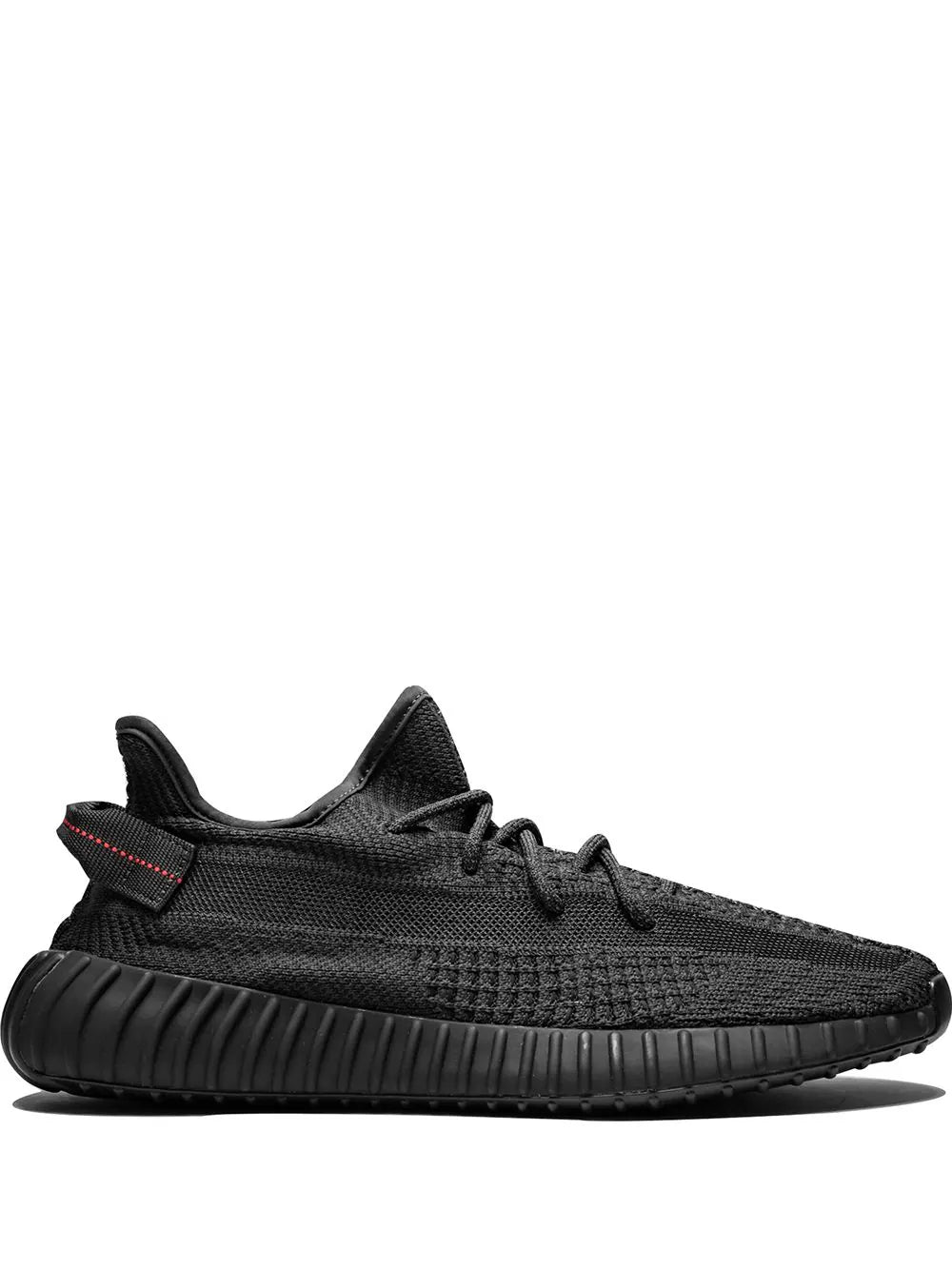 Yeezy Boost 350 باللون الأسود