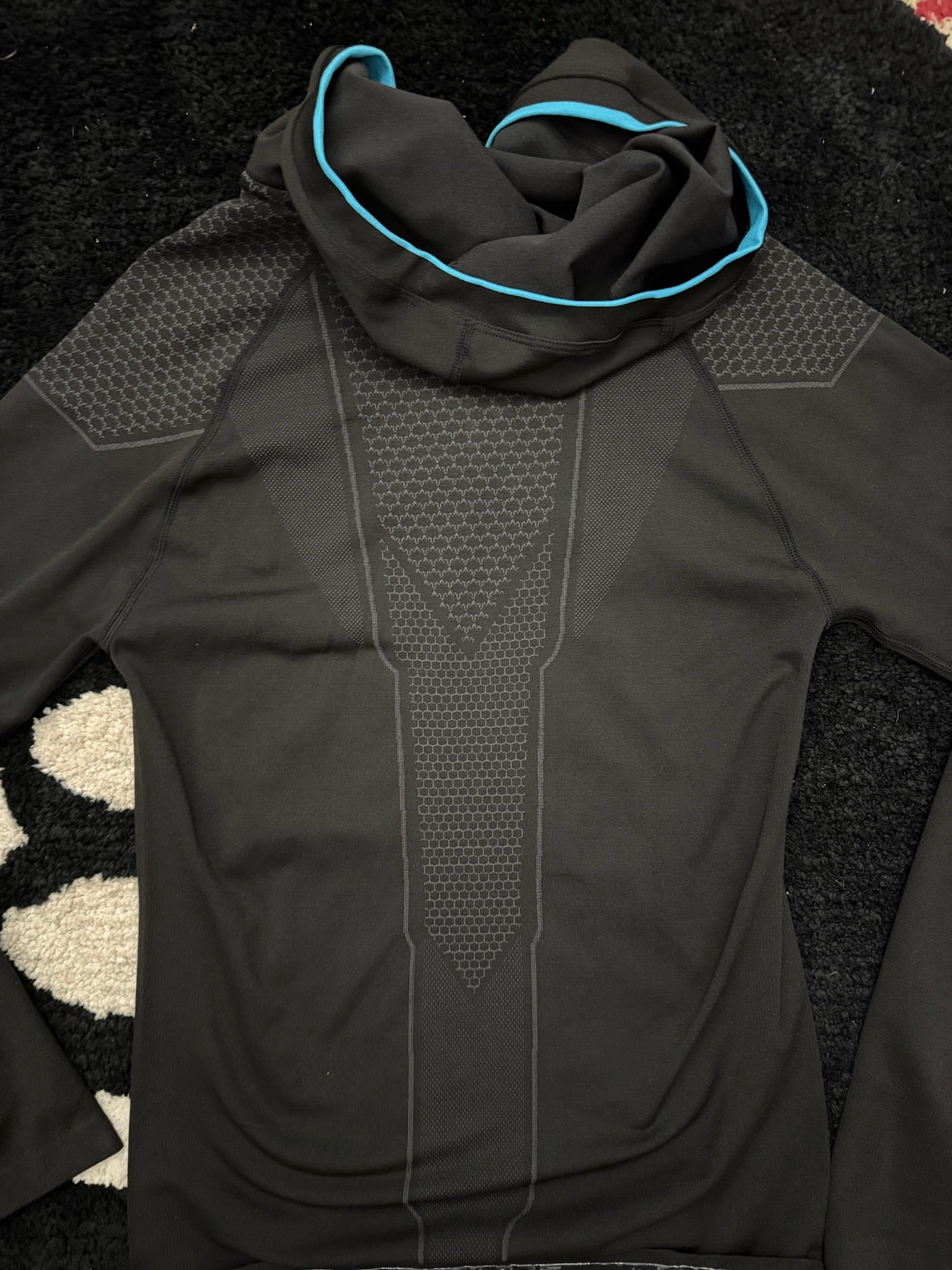 Onyx V 1.0 Hooded Top Long Sleeves