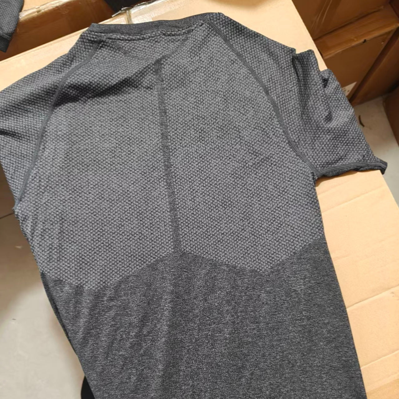 Devant seamless compression short sleeves