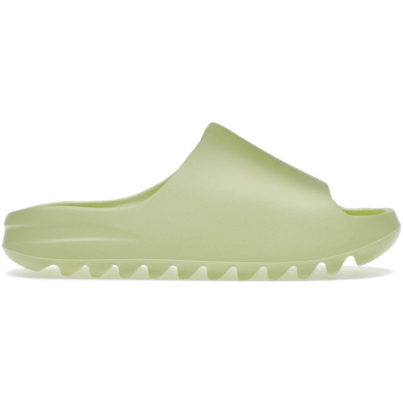 شباشب YEEZY باللون الأخضر الفسفوري
